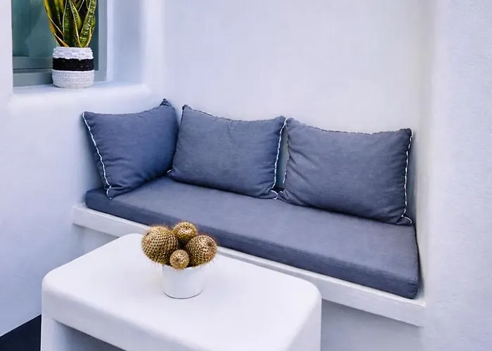 Tiara Santorini * סנטוריני