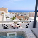 Tiara - Cycladic & Cave * Fira (Santorini)