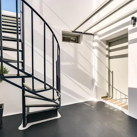 Tiara Santorini Fira (Santorini)