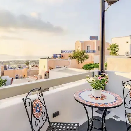 Tiara - Cycladic & Cave Apartmán *