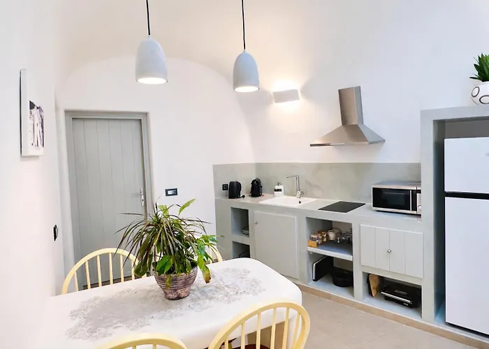 Tiara - Cycladic & Cave