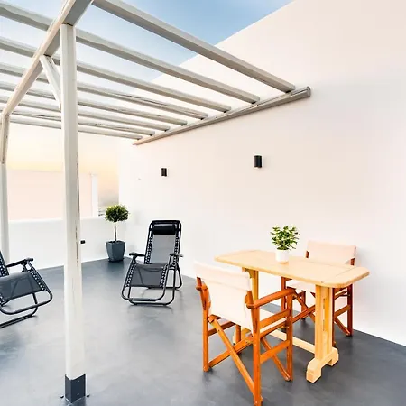 Tiara Santorini アパート