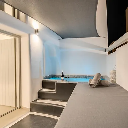 Tiara Santorini * Fira (Santorini)