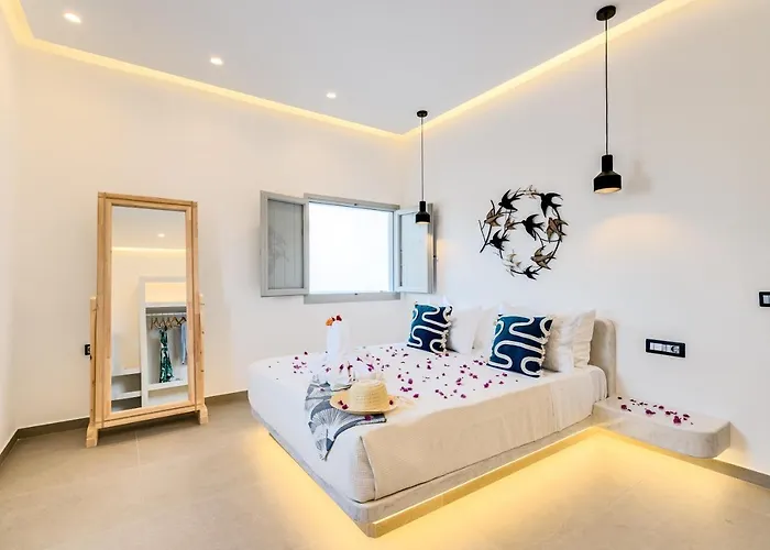 Tiara Santorini 费拉