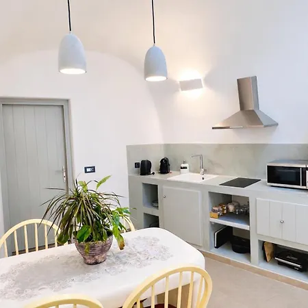 Tiara - Cycladic & Cave