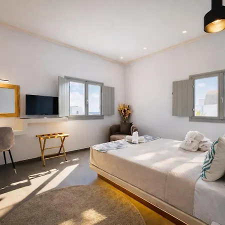 Tiara - Cycladic & Cave Apartament